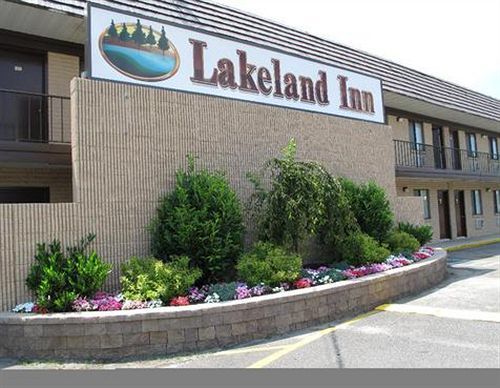 Lakeland Inn - Bohemia Esterno foto
